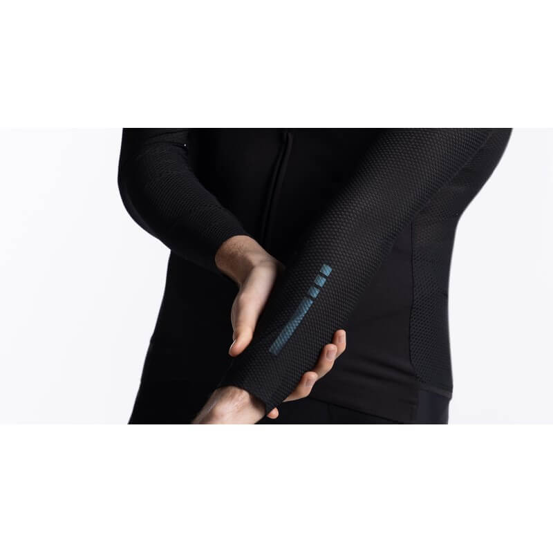 DETALLE-MAILLOT-CICLISMO-MIDSEASON-EDGE-NEGRO-2